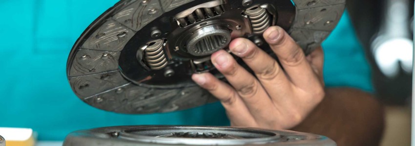 Debriyaj Diskinizin Ömrünü Uzatmanın 8 Kolay Yolu