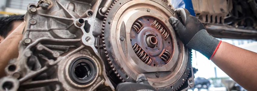 Tractor Clutch System Replacement for Smooth Operation