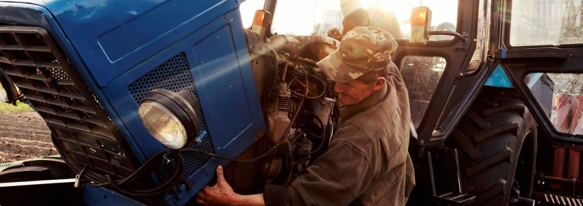 Traktör Debriyaj Sistemleri: Arıza Belirtileri ve Bakım İpuçları