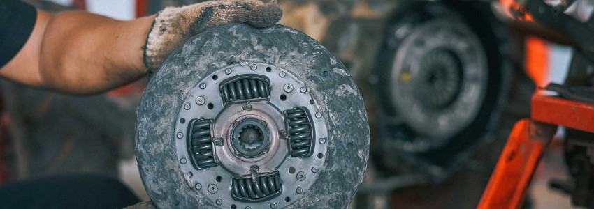 Traktörünüzde Debriyaj Kayması Yaşıyorsanız Ne Yapmalısınız?